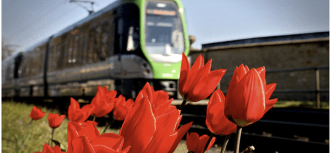 ÜSTRA Bahn - Fahrpläne an den Frühlingsfeiertagen @ ÜSTRA