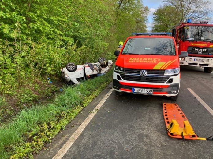 Bildquelle Feuerwehr Hannover - Verkehrsunfall mit schwerverletzter Person in Wülferode
